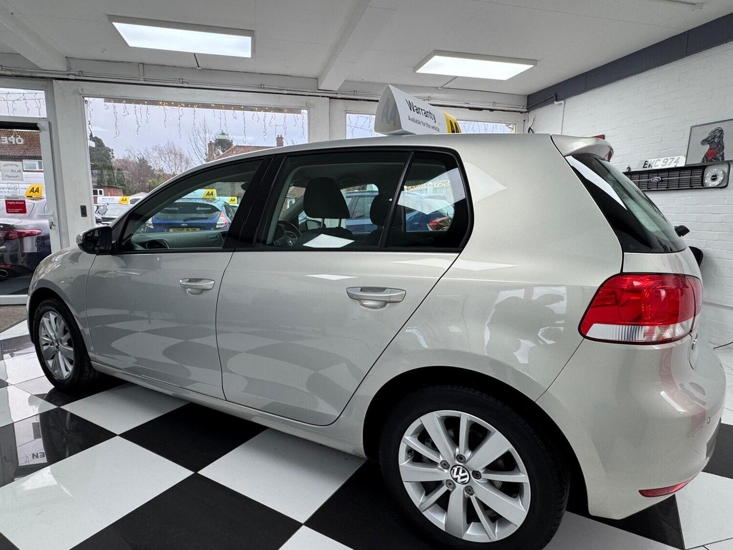 Used Volkswagen Golf 2011 for sale - 76863882: Photo 4