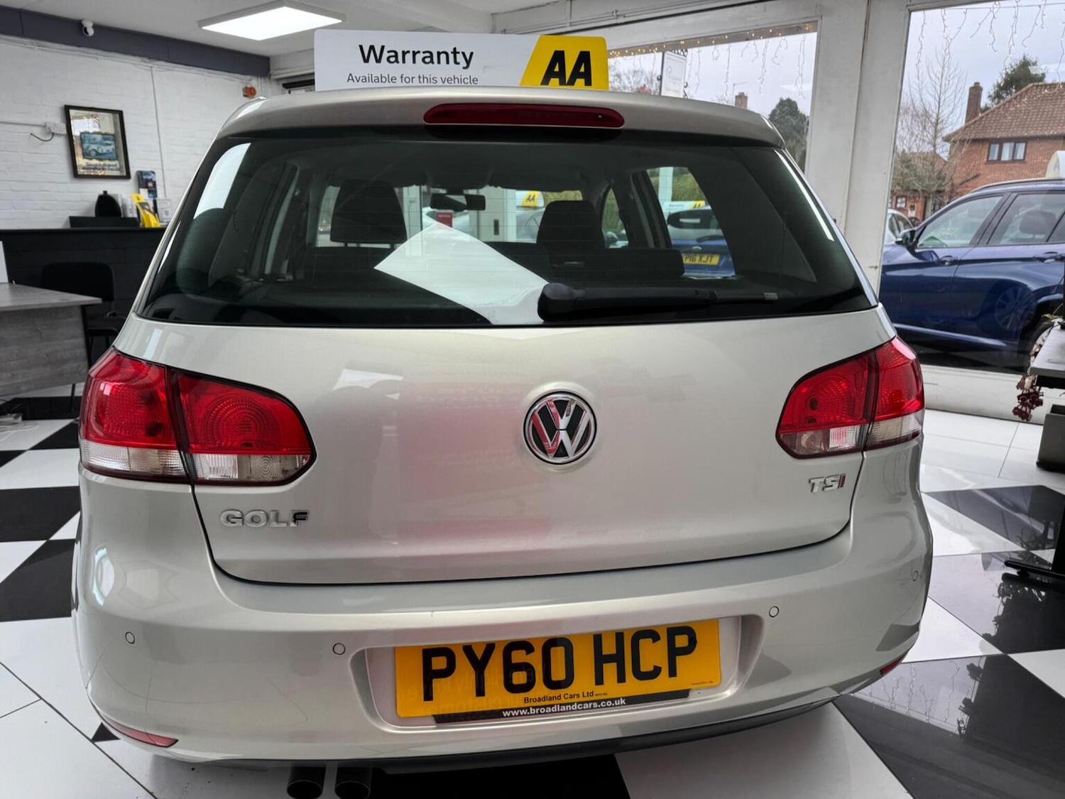 Used Volkswagen Golf 2011 for sale - 76863882: Photo 6