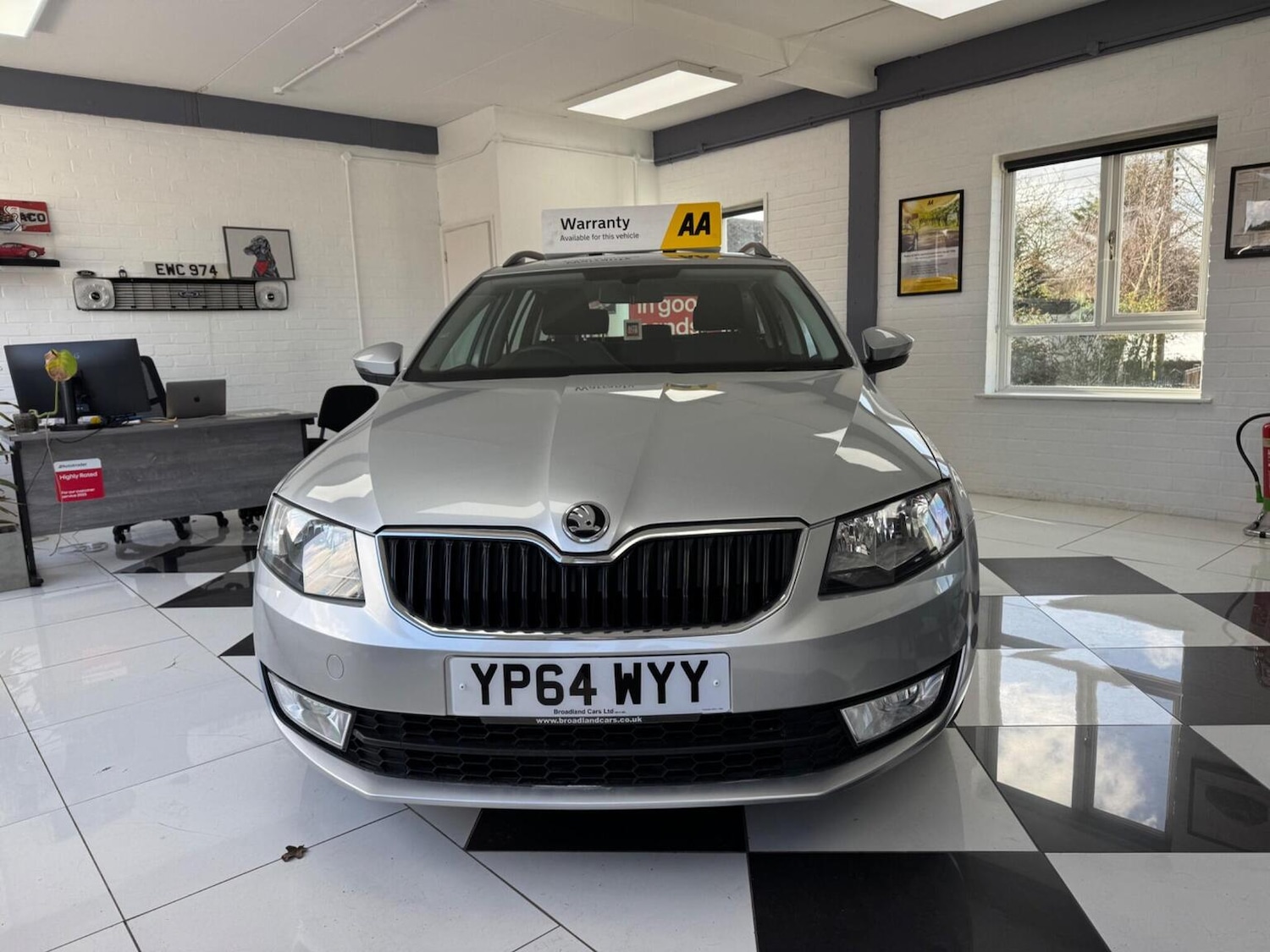 Used Skoda Octavia 2014 for sale - 77979937: Photo 2