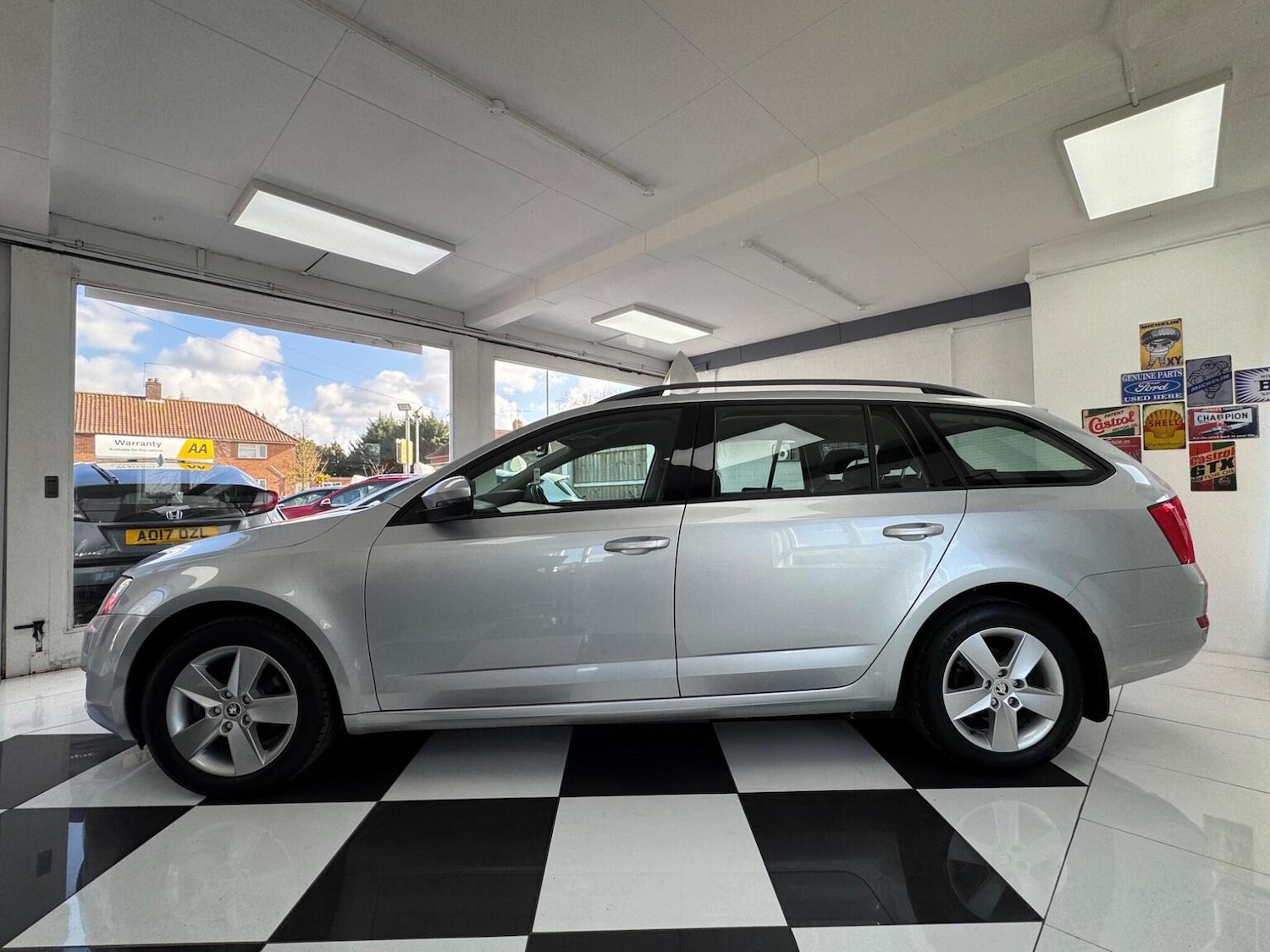 Used Skoda Octavia 2014 for sale - 77979937: Photo 6