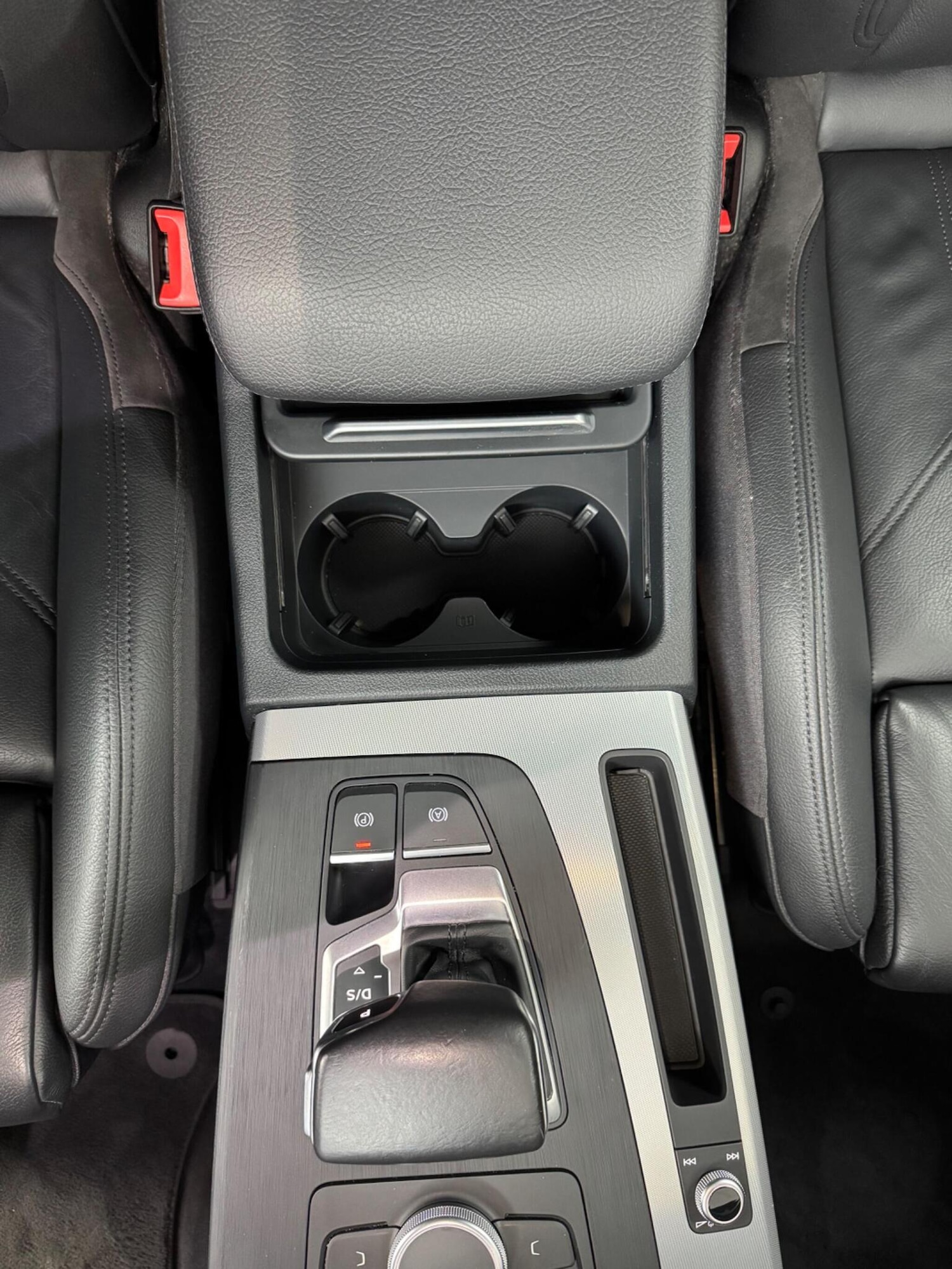 Used Audi Q5 2017 for sale - 76974486: Photo 24