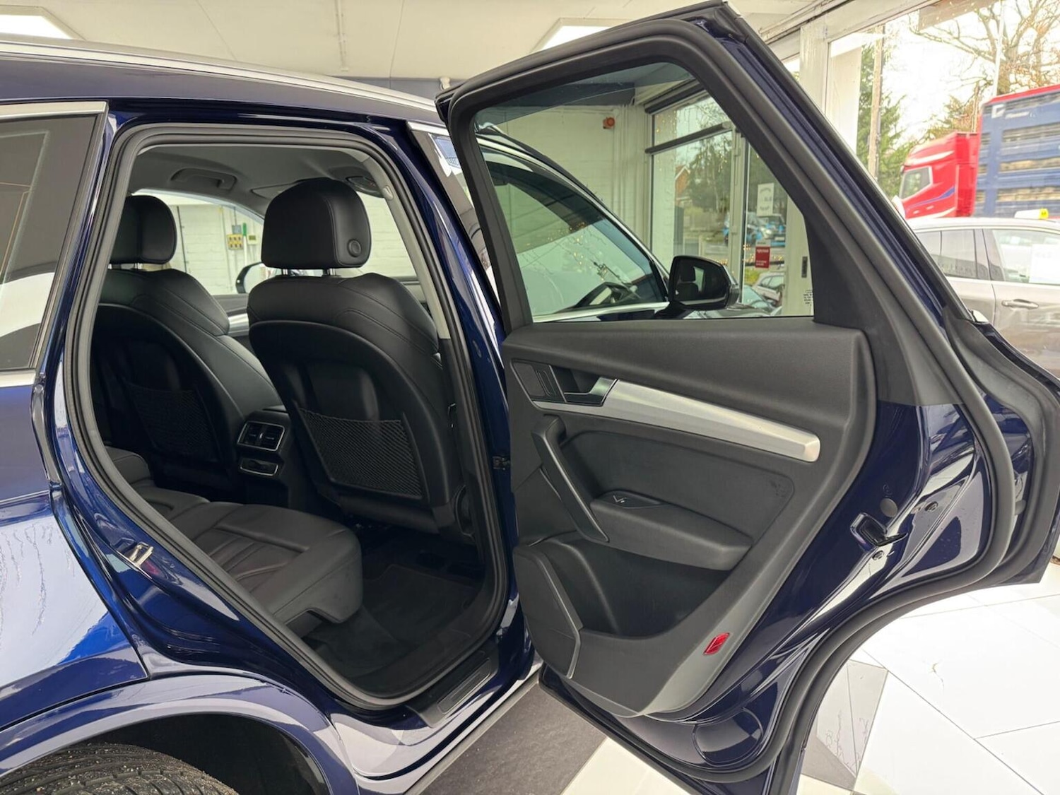 Used Audi Q5 2017 for sale - 76974486: Photo 33