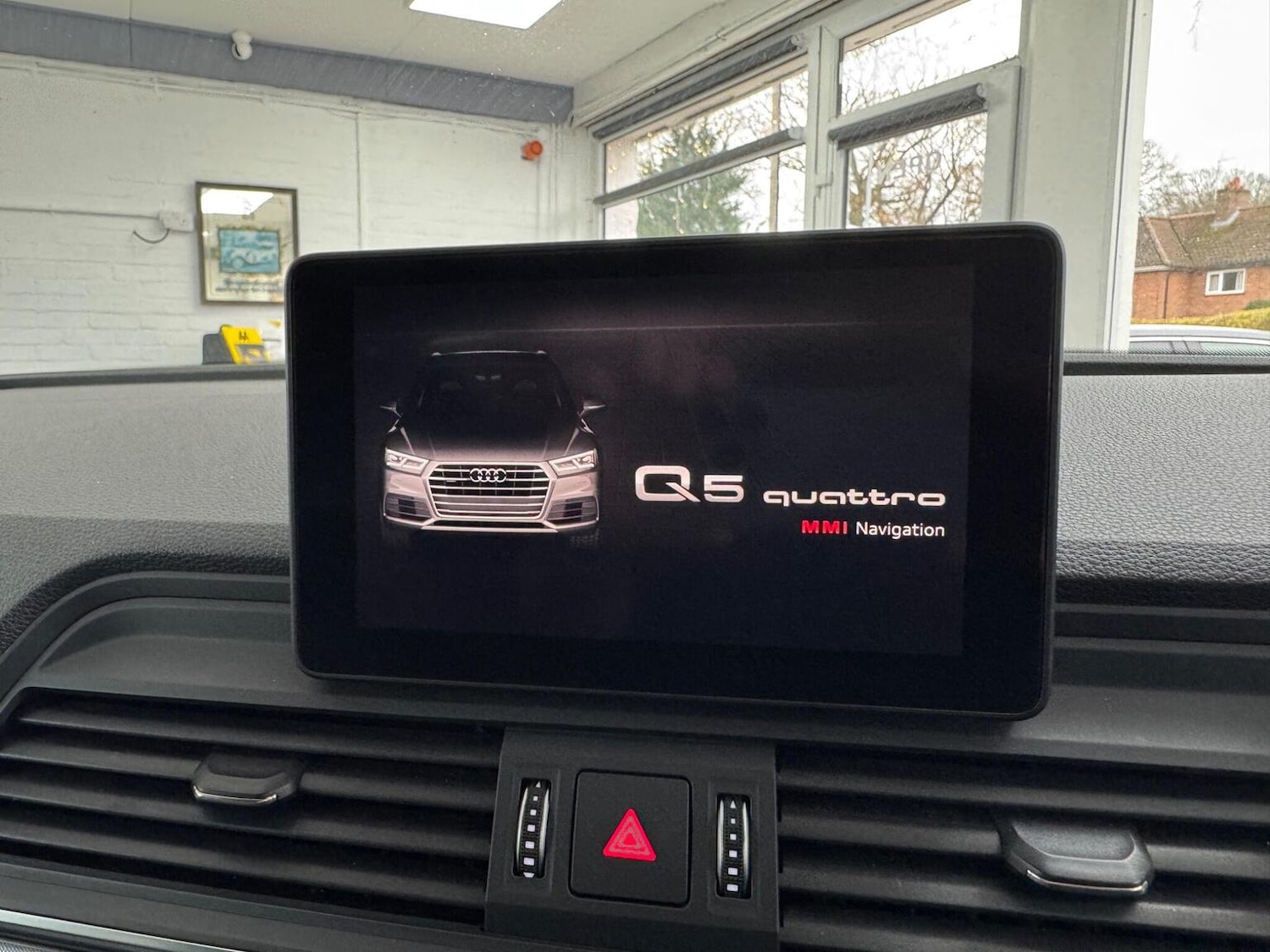 Used Audi Q5 2017 for sale - 76974486: Photo 41