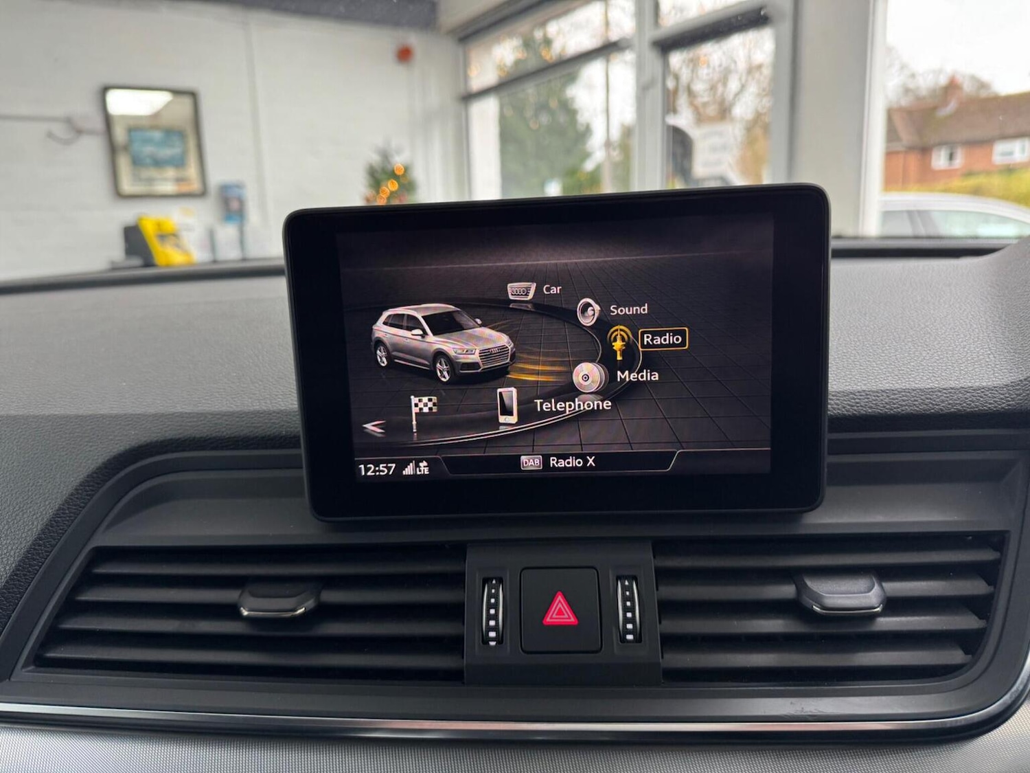 Used Audi Q5 2017 for sale - 76974486: Photo 42