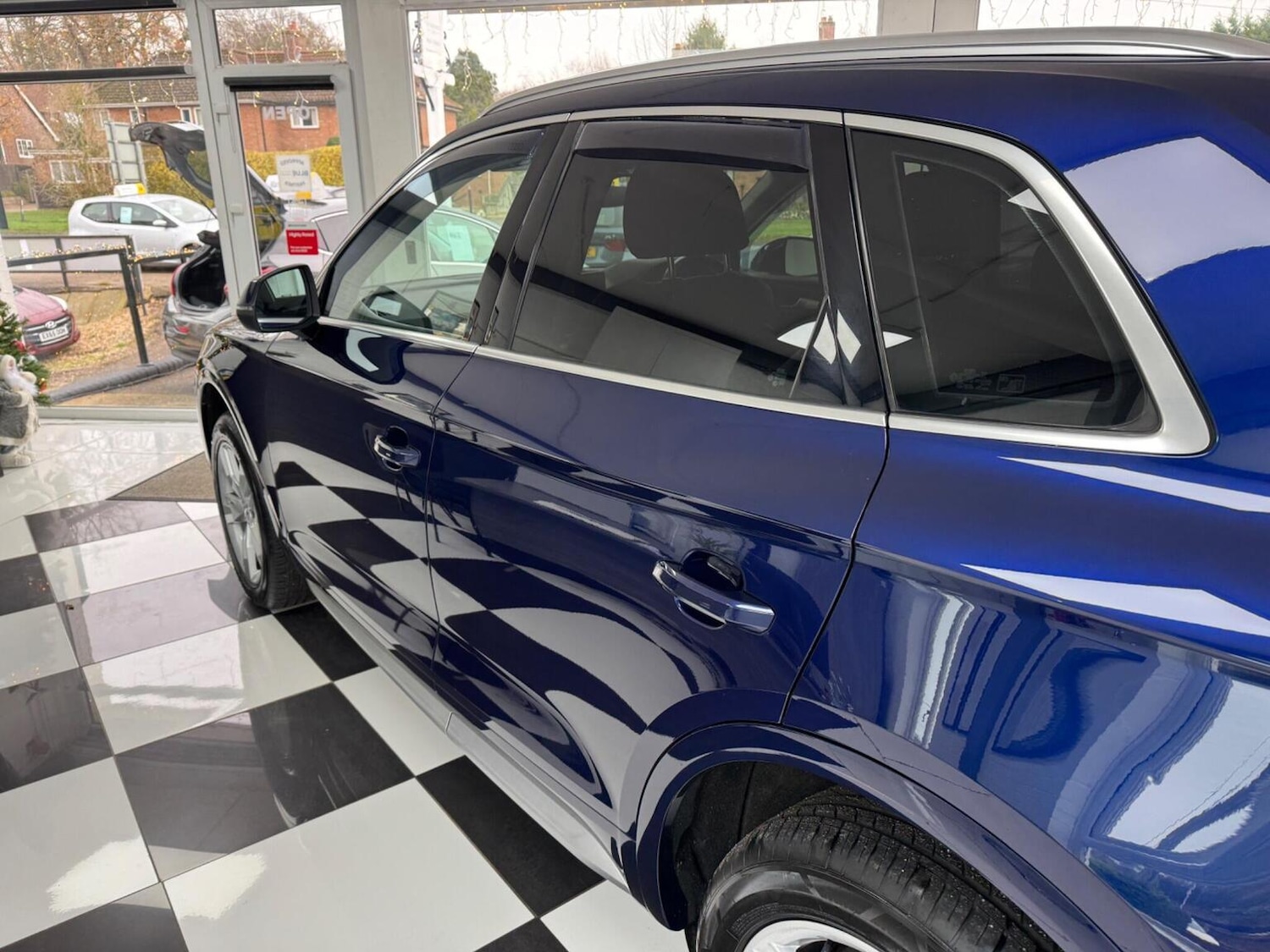 Used Audi Q5 2017 for sale - 76974486: Photo 46