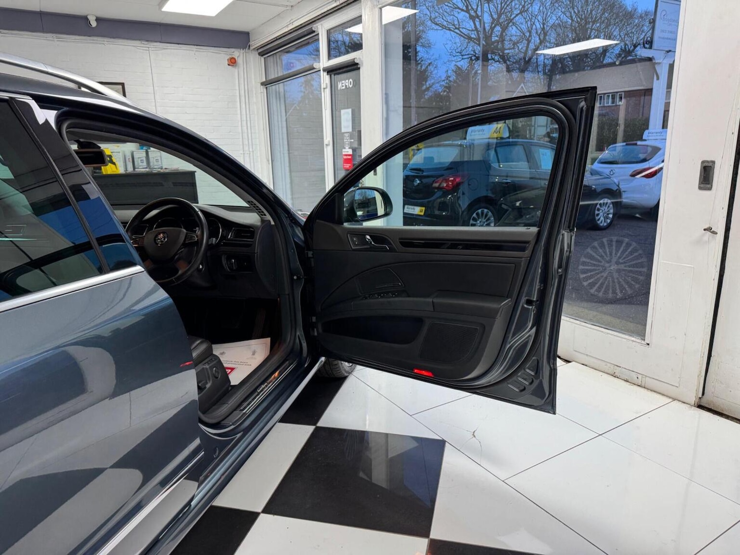 Used Skoda Superb 2015 for sale - 77564179: Photo 27