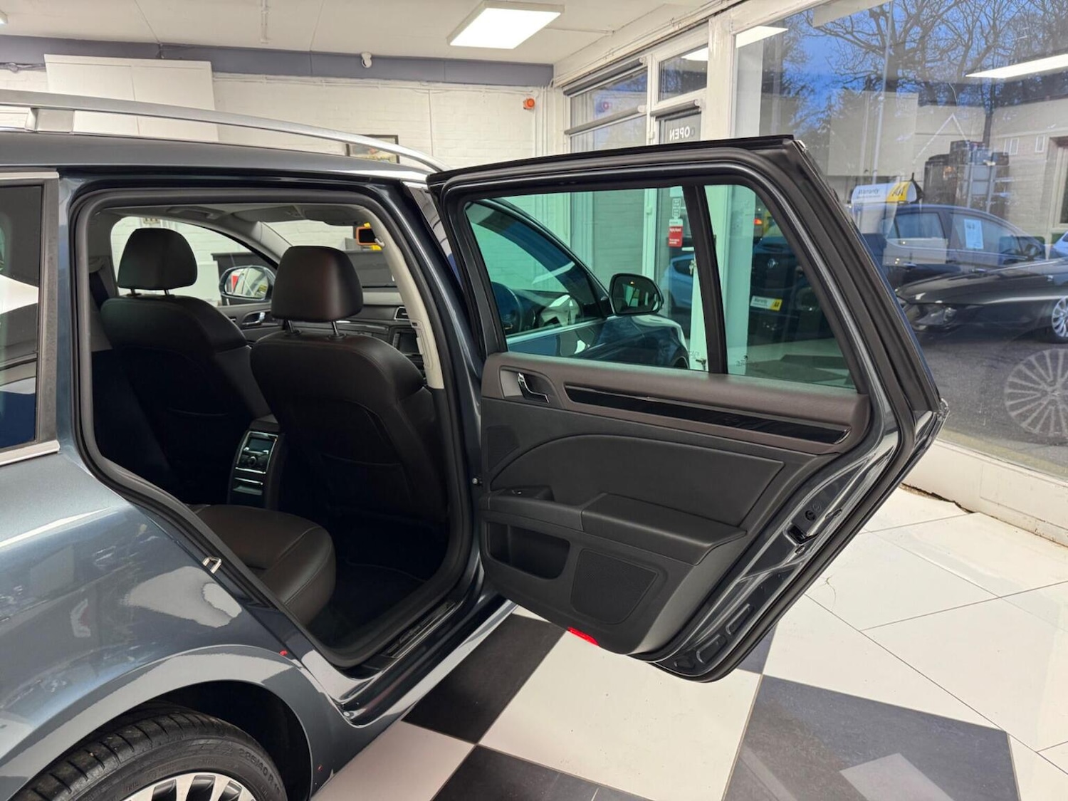 Used Skoda Superb 2015 for sale - 77564179: Photo 29