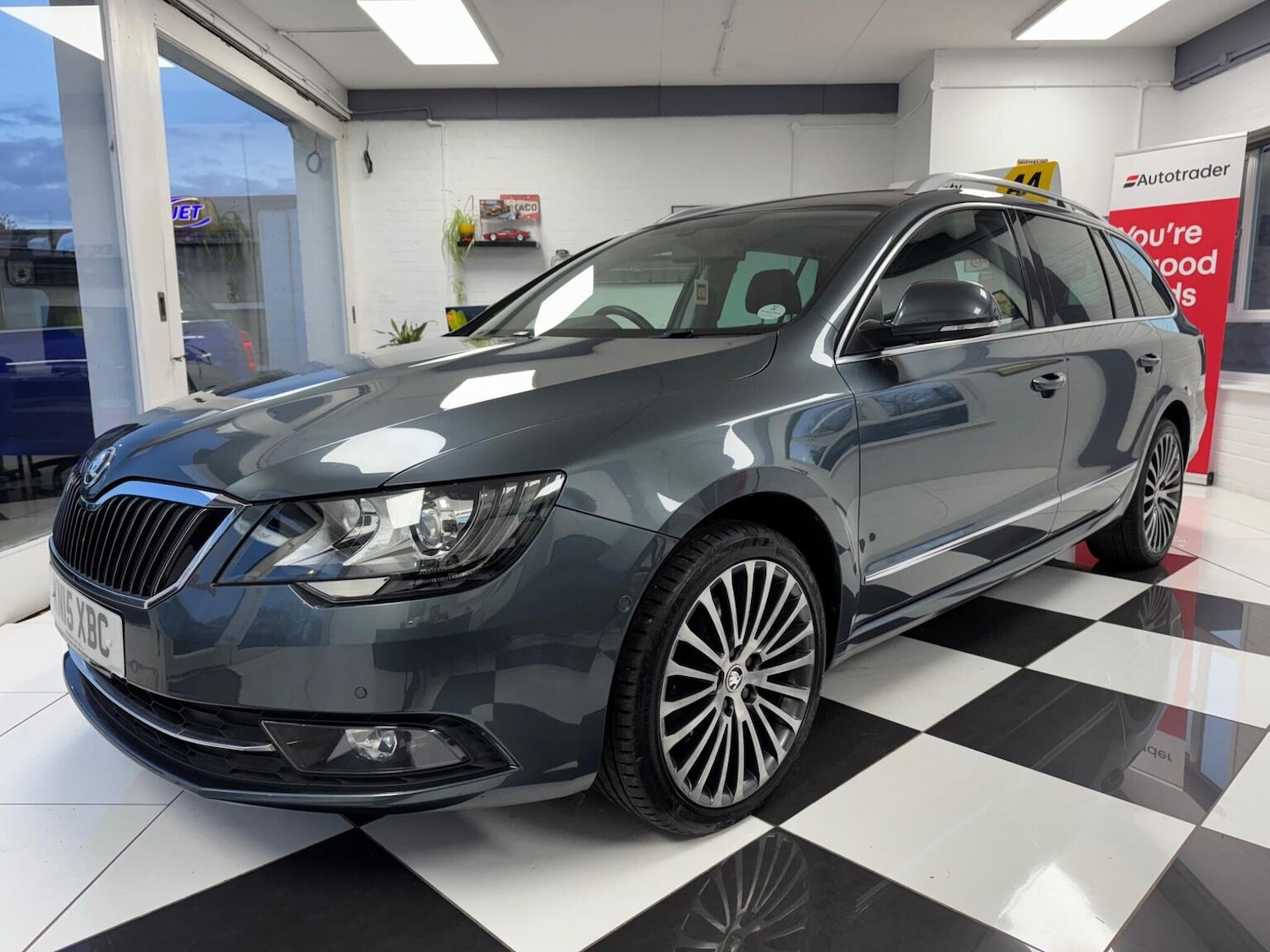 Used Skoda Superb 2015 for sale - 77564179: Photo 3