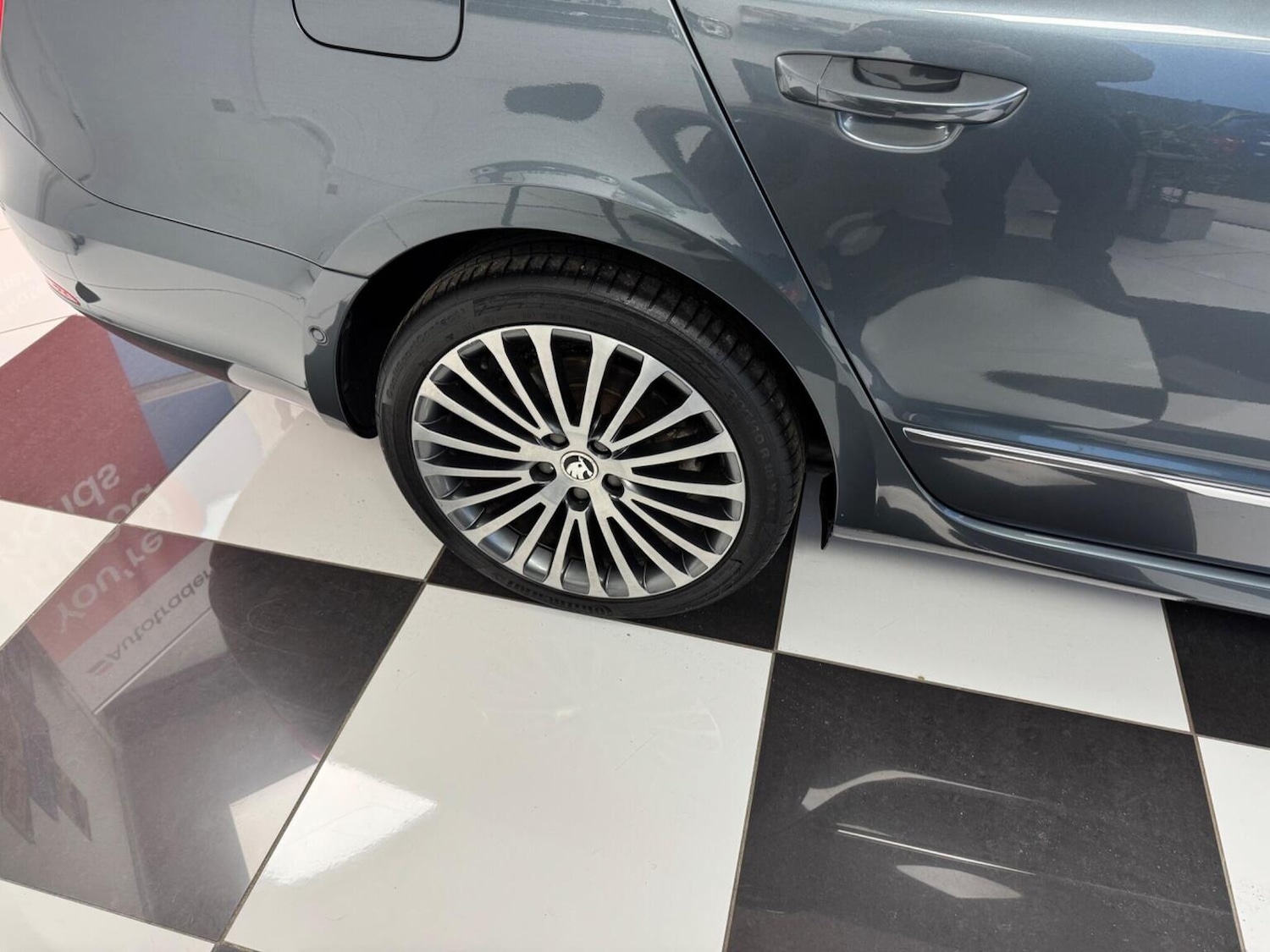 Used Skoda Superb 2015 for sale - 77564179: Photo 35