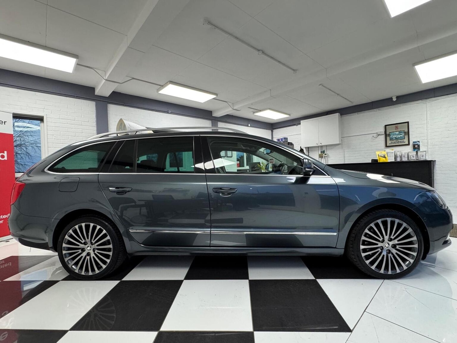 Used Skoda Superb 2015 for sale - 77564179: Photo 9