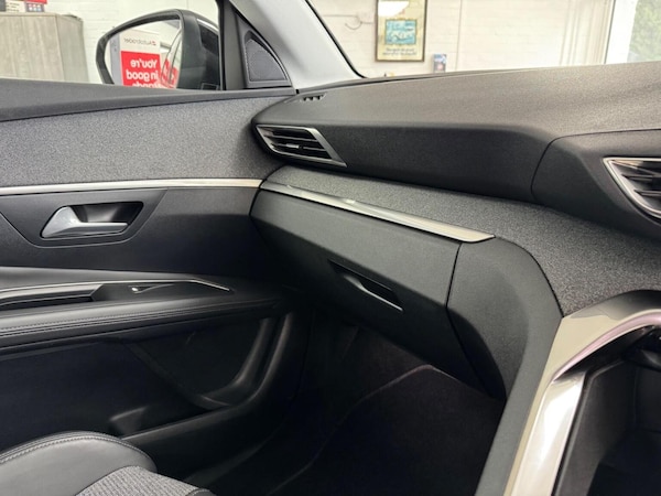 Used Peugeot 3008 2018 for sale - 76174124: Photo 28