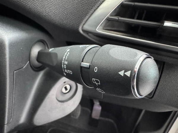 Used Peugeot 3008 2018 for sale - 76174124: Photo 31