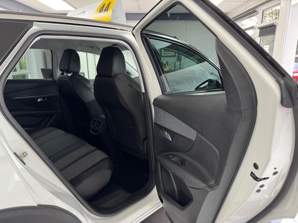 Used Peugeot 3008 2018 for sale - 76174124: Photo 36