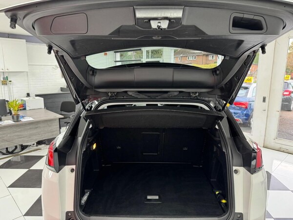 Used Peugeot 3008 2018 for sale - 76174124: Photo 40