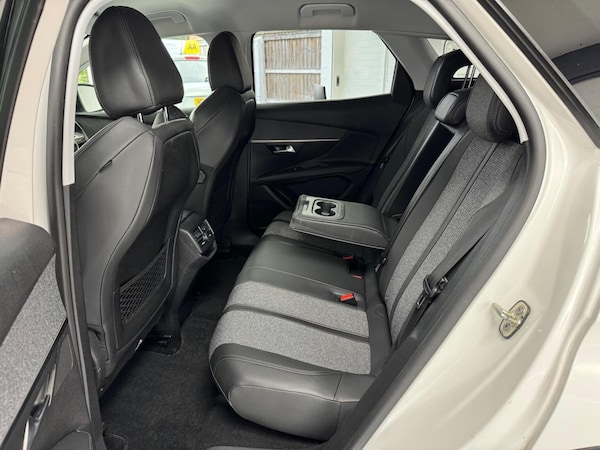 Used Peugeot 3008 2018 for sale - 76174124: Photo 43