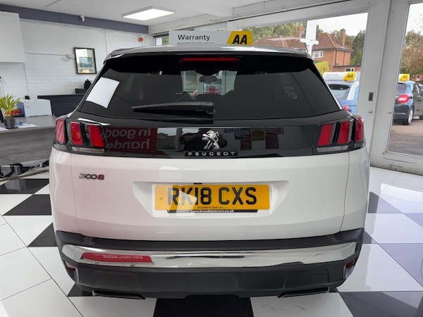 Used Peugeot 3008 2018 for sale - 76174124: Photo 4