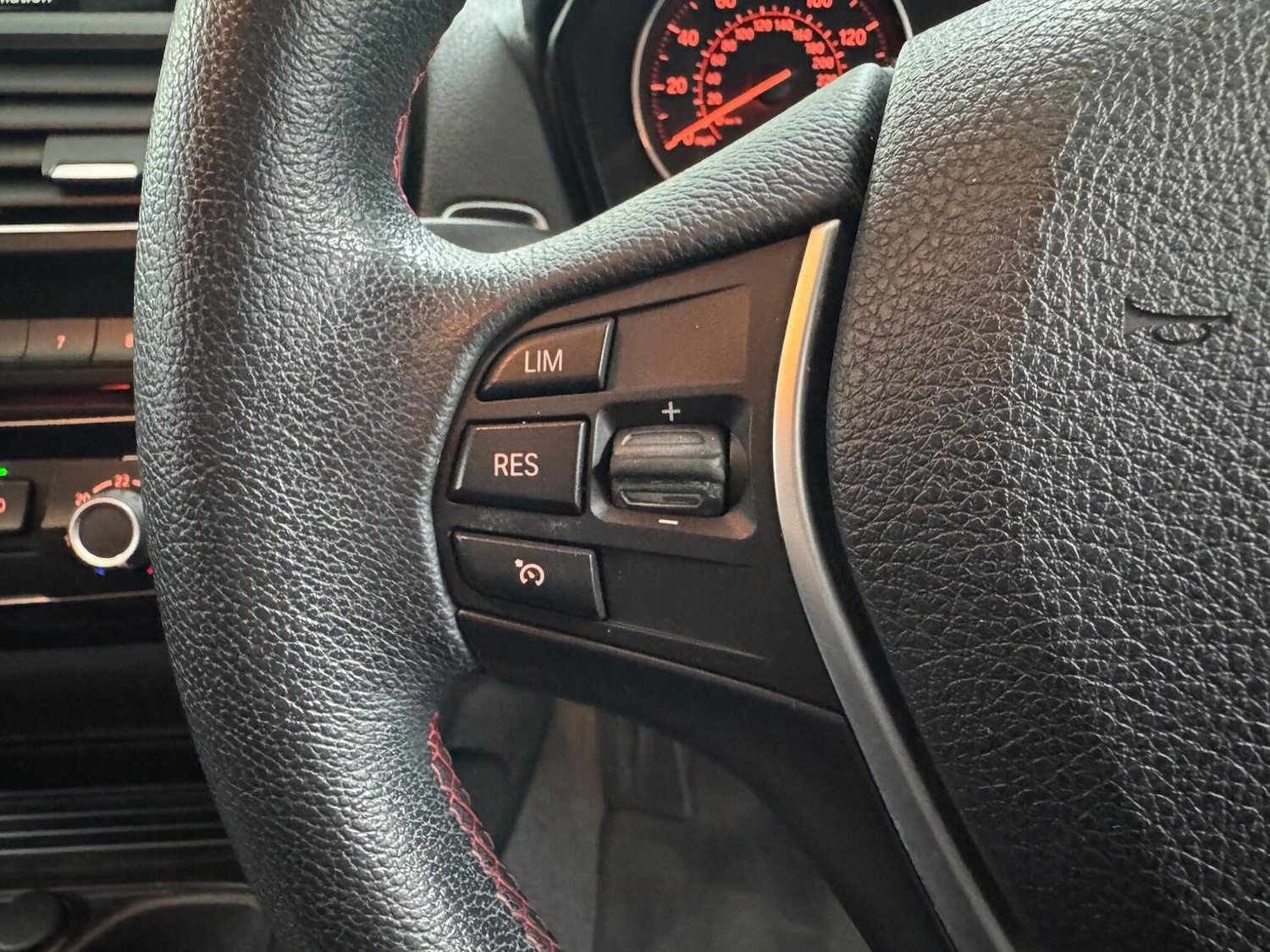 Used BMW 1 Series 2016 for sale - 76497490: Photo 17