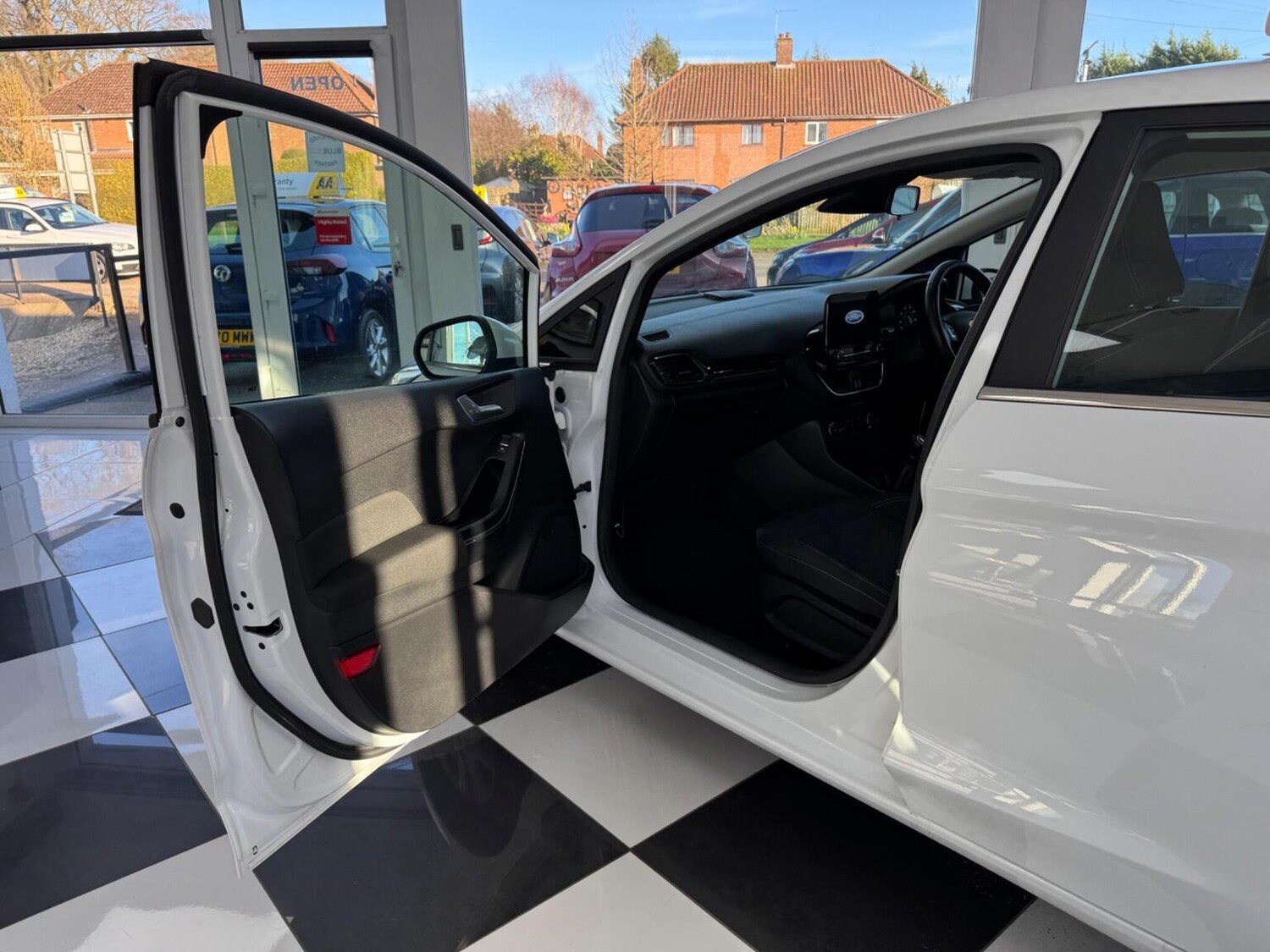 Used Ford Fiesta 2017 for sale - 77721366: Photo 27