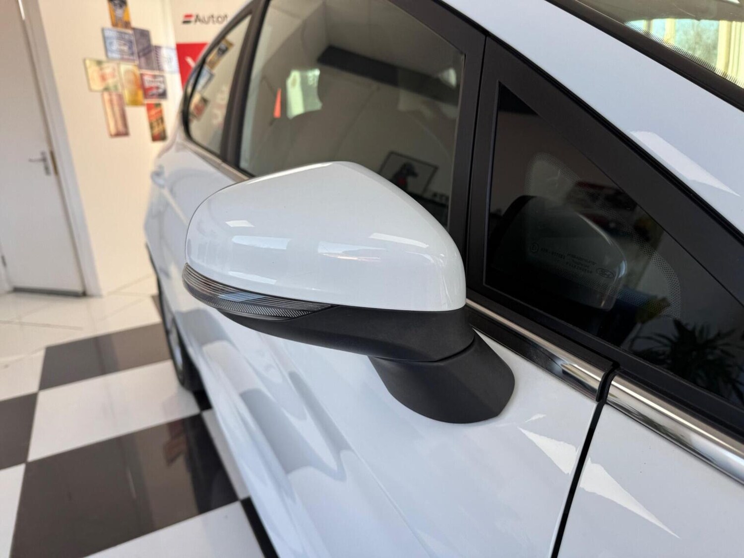 Used Ford Fiesta 2017 for sale - 77721366: Photo 37