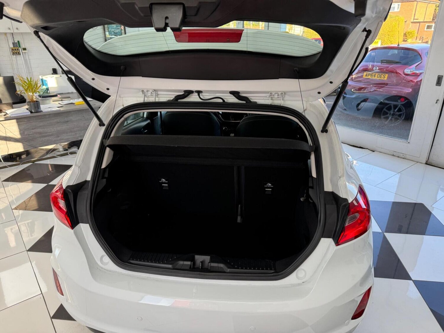 Used Ford Fiesta 2017 for sale - 77721366: Photo 38