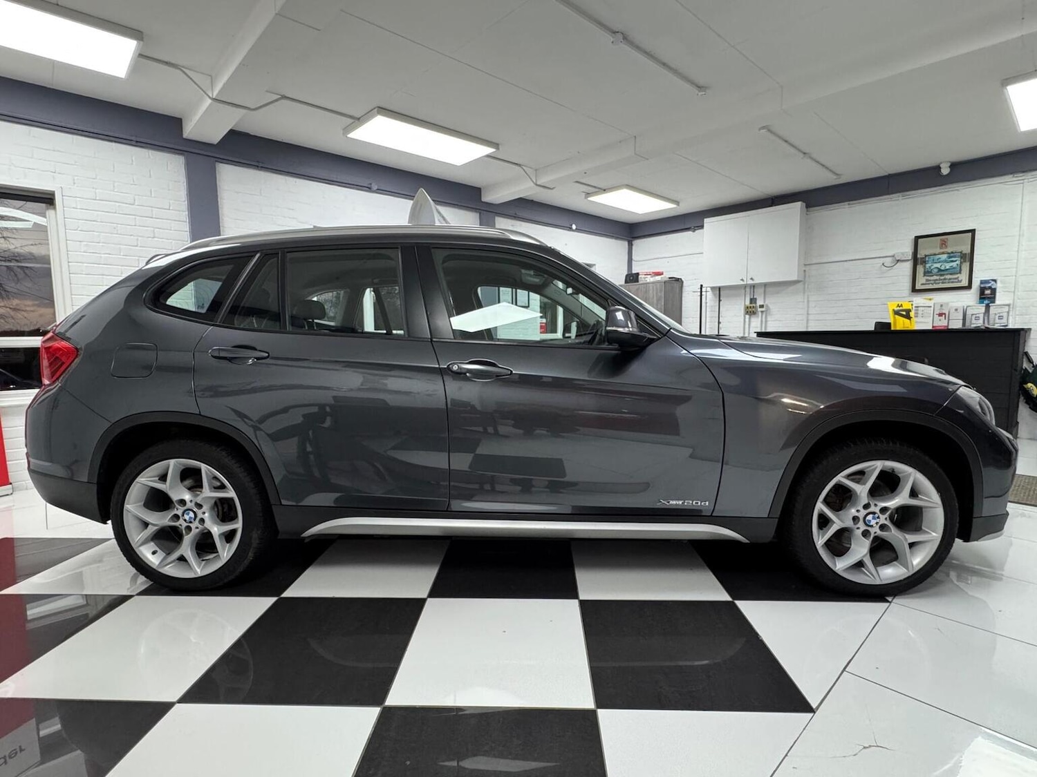 Used BMW X1 2015 for sale - 76605918: Photo 2