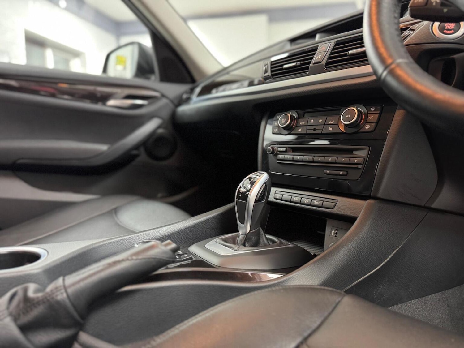 Used BMW X1 2015 for sale - 76605918: Photo 24