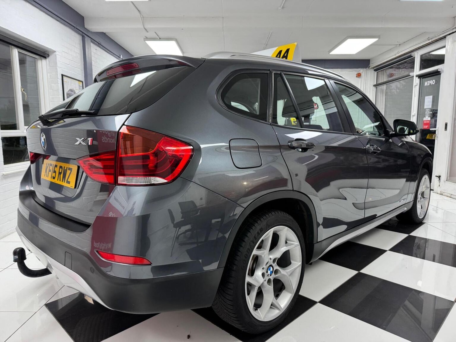 Used BMW X1 2015 for sale - 76605918: Photo 3