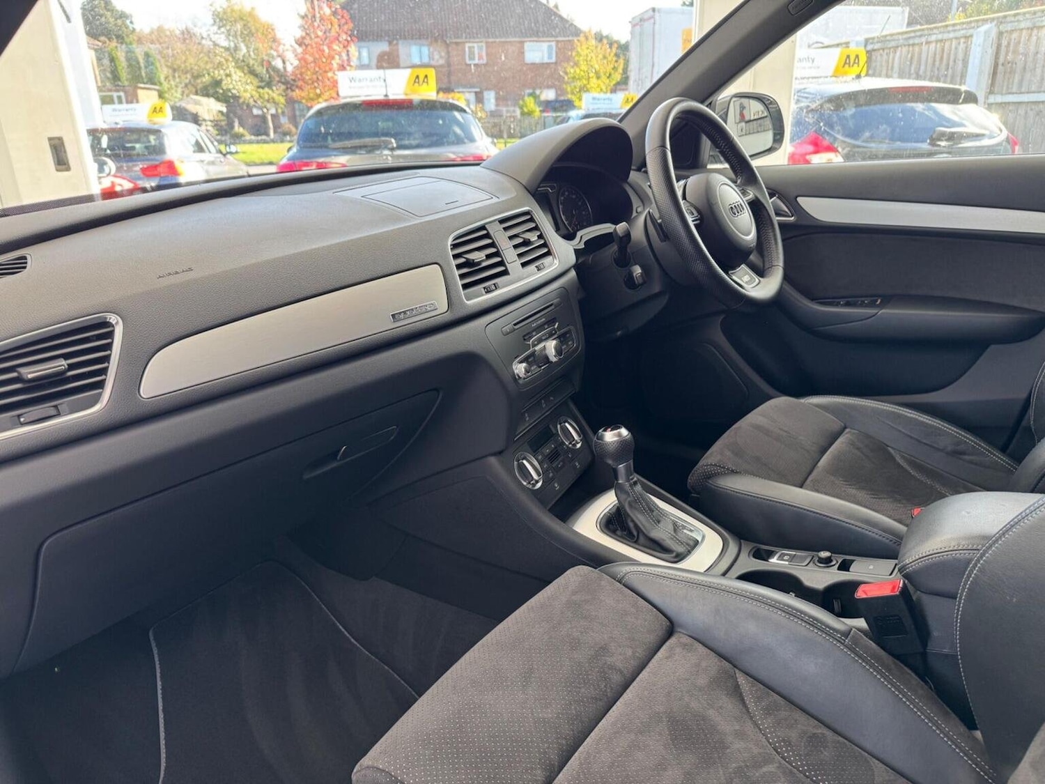 Used Audi Q3 2014 for sale - 76369277: Photo 11