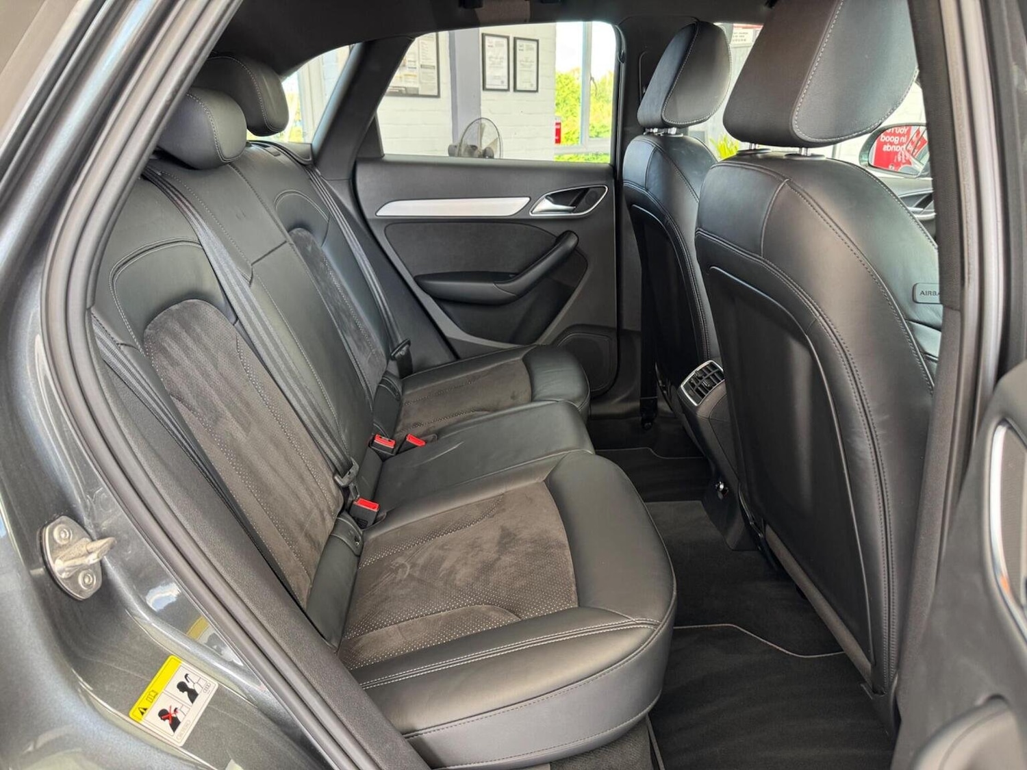 Used Audi Q3 2014 for sale - 76369277: Photo 15