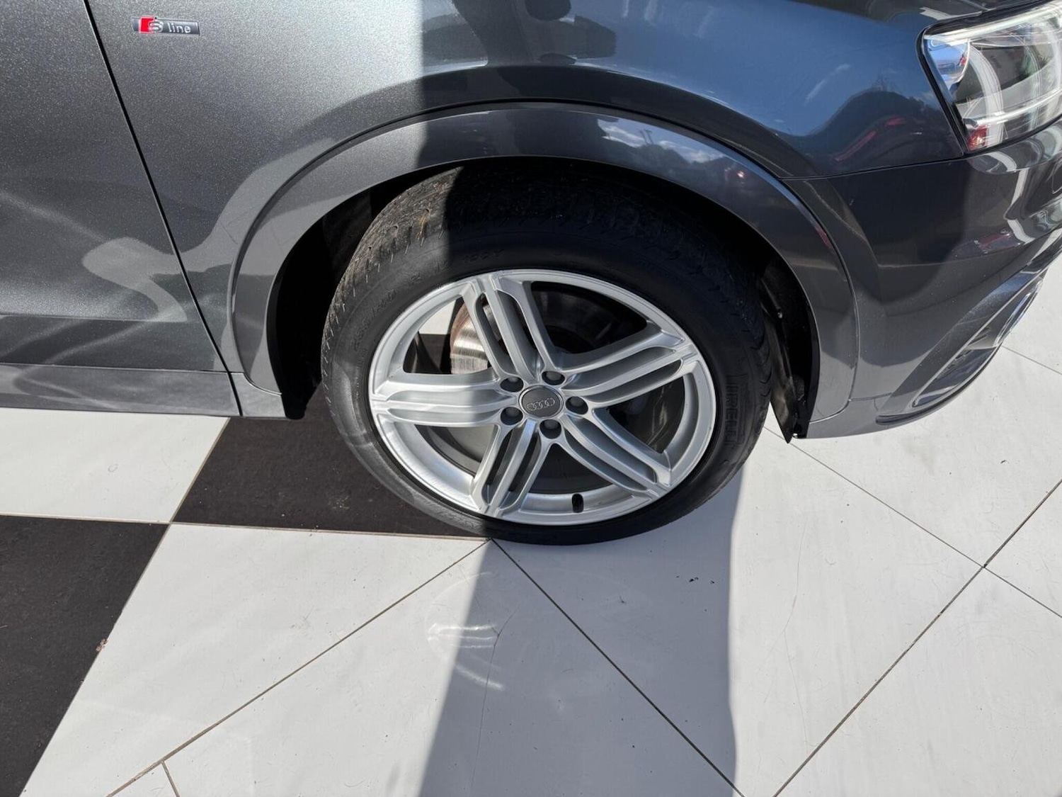 Used Audi Q3 2014 for sale - 76369277: Photo 30