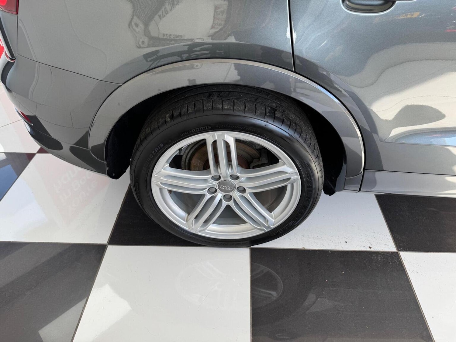 Used Audi Q3 2014 for sale - 76369277: Photo 31