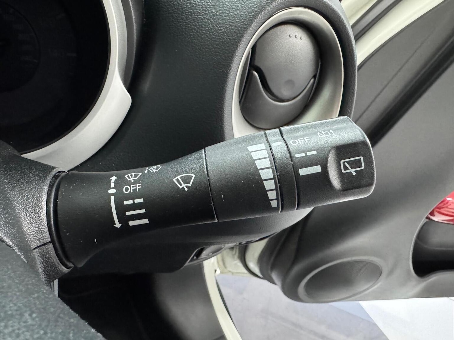 Used Nissan Juke 2012 for sale - 77807116: Photo 27