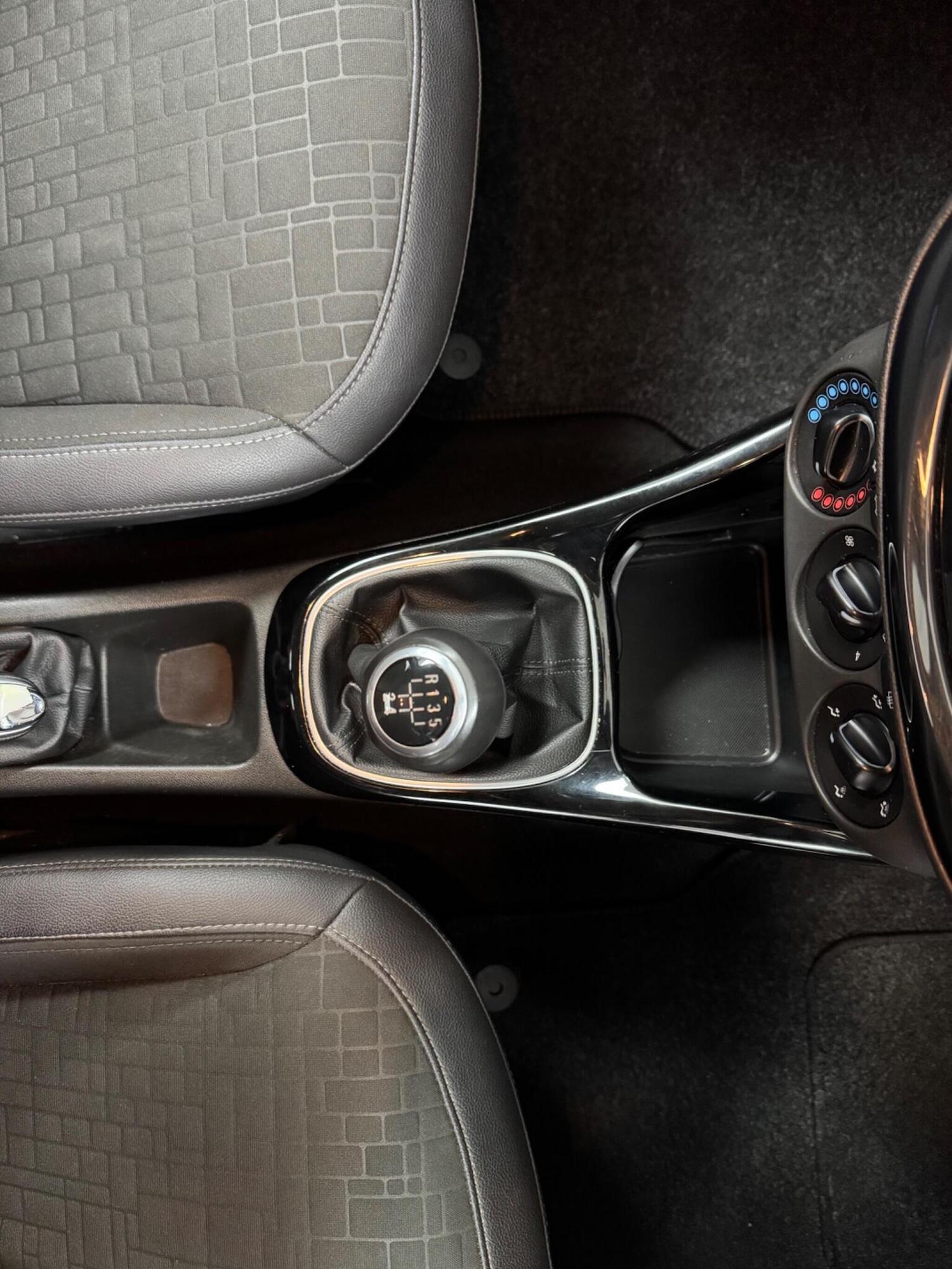 Used Vauxhall Corsa 2015 for sale - 77385190: Photo 10