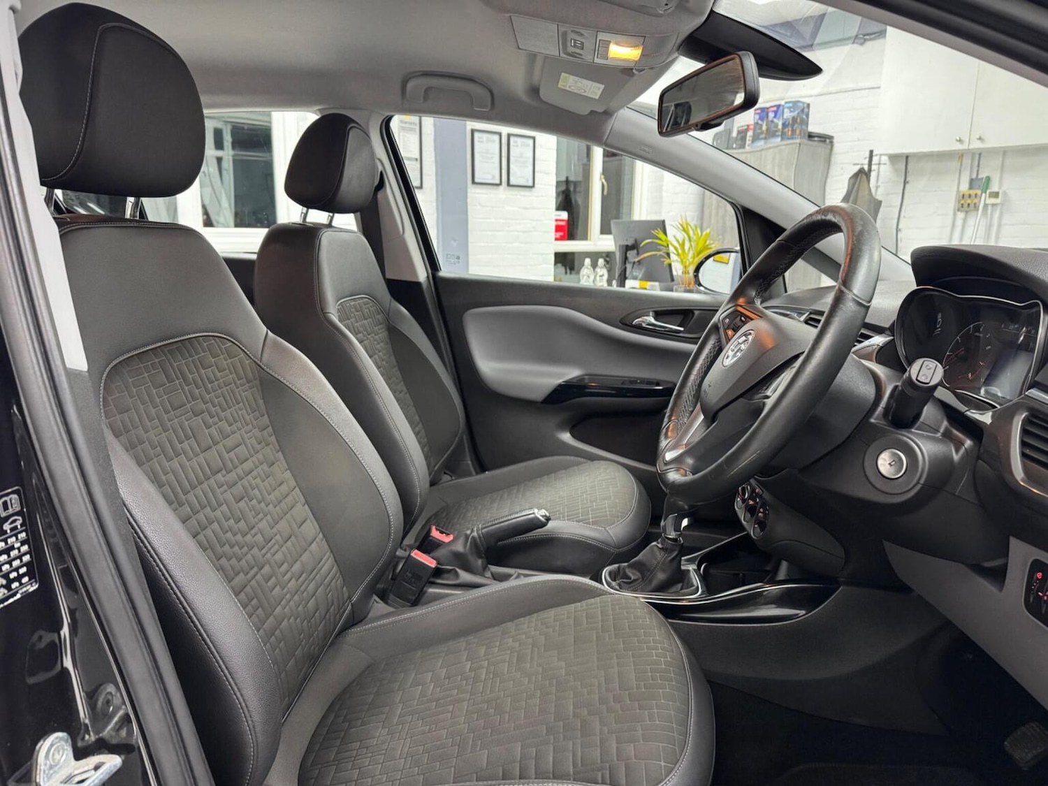 Used Vauxhall Corsa 2015 for sale - 77385190: Photo 12