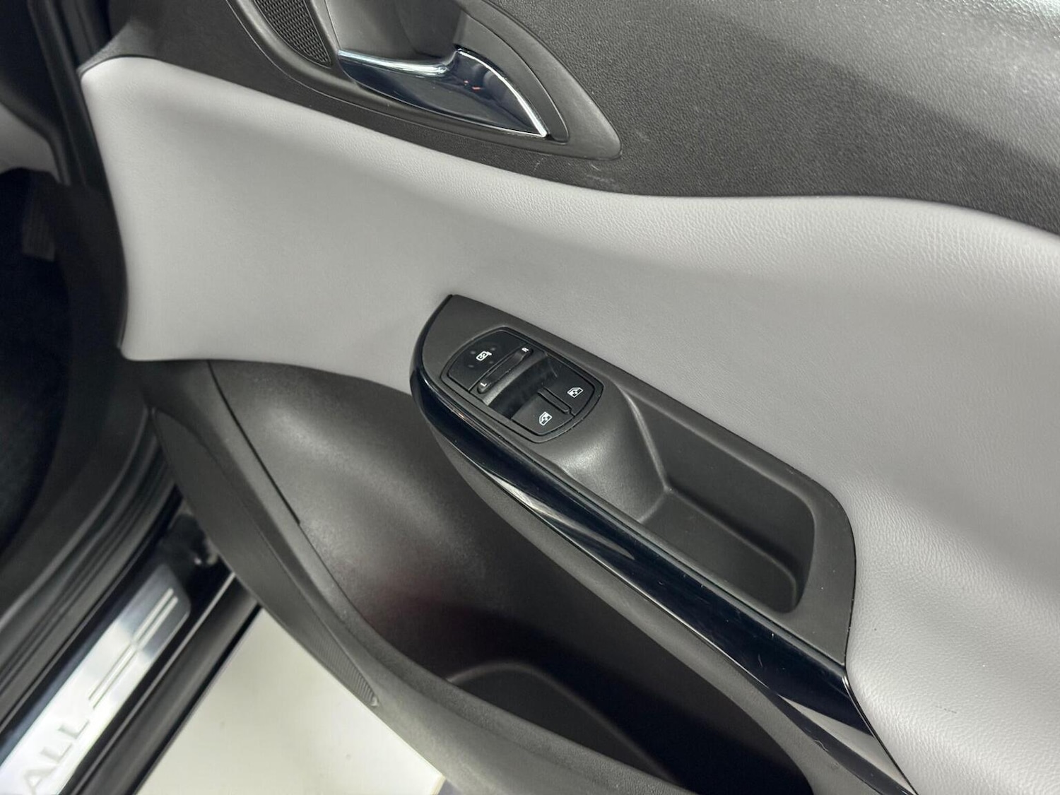 Used Vauxhall Corsa 2015 for sale - 77385190: Photo 16