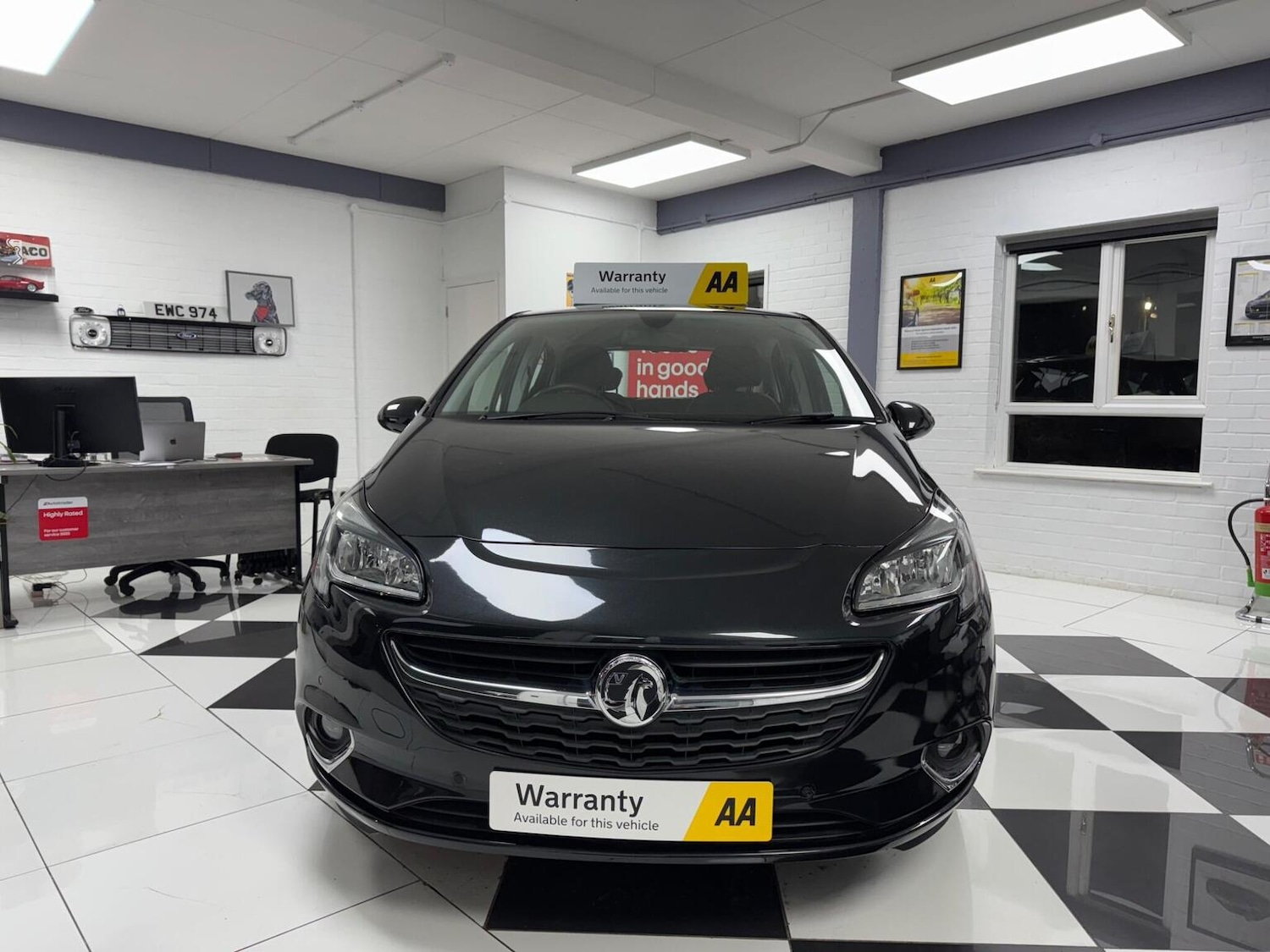 Used Vauxhall Corsa 2015 for sale - 77385190: Photo 2