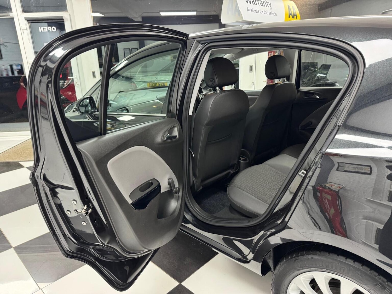 Used Vauxhall Corsa 2015 for sale - 77385190: Photo 41