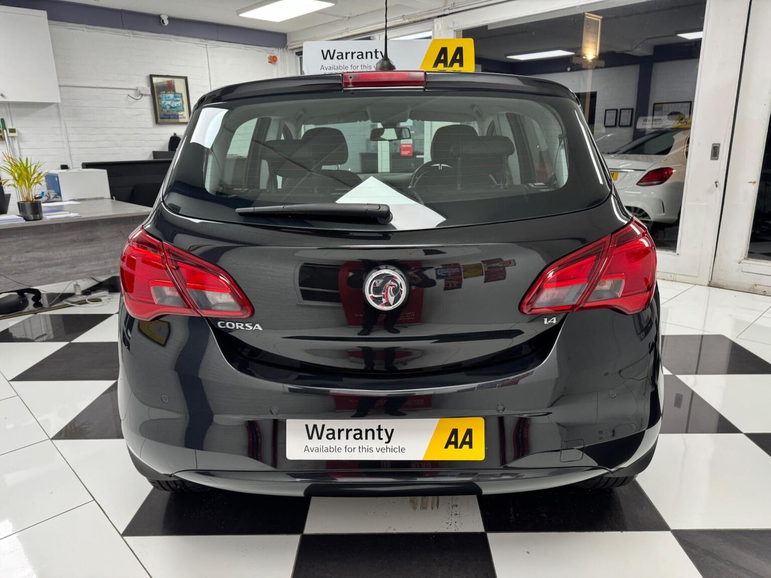 Used Vauxhall Corsa 2015 for sale - 77385190: Photo 6
