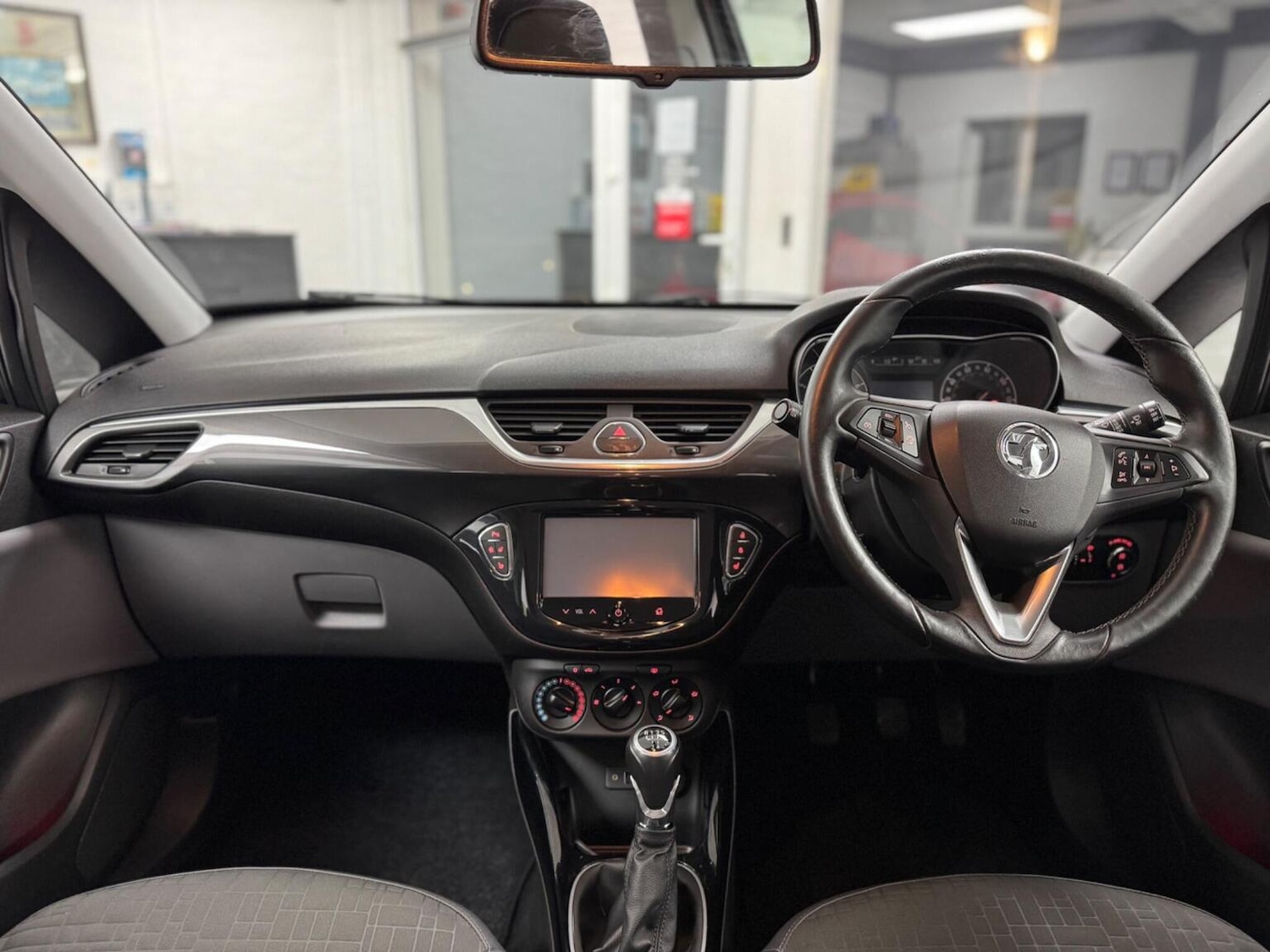 Used Vauxhall Corsa 2015 for sale - 77385190: Photo 9