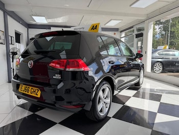 Used Volkswagen Golf 2016 for sale - 75925209: Photo