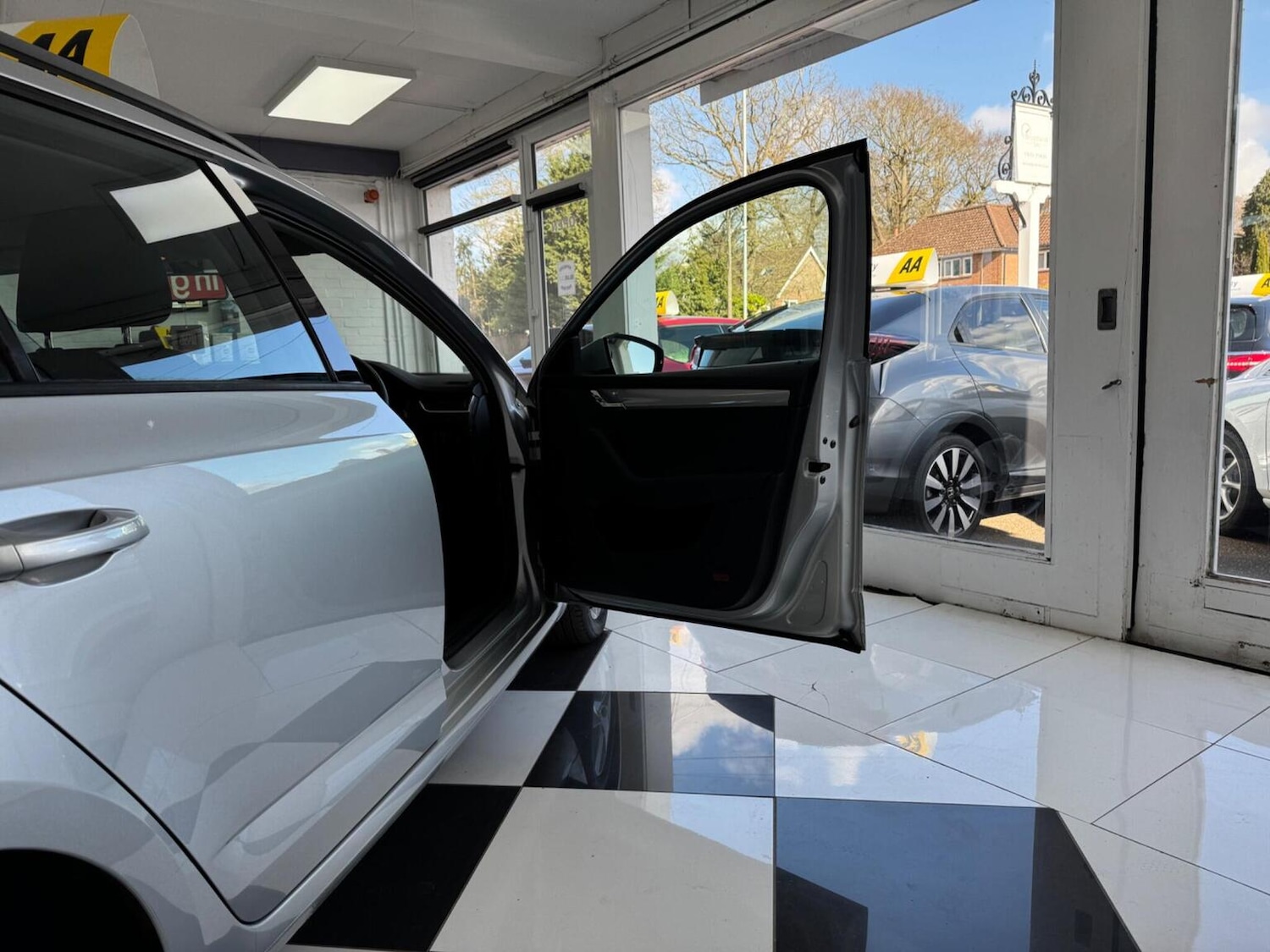 Used Skoda Octavia 2014 for sale - 77891670: Photo 43