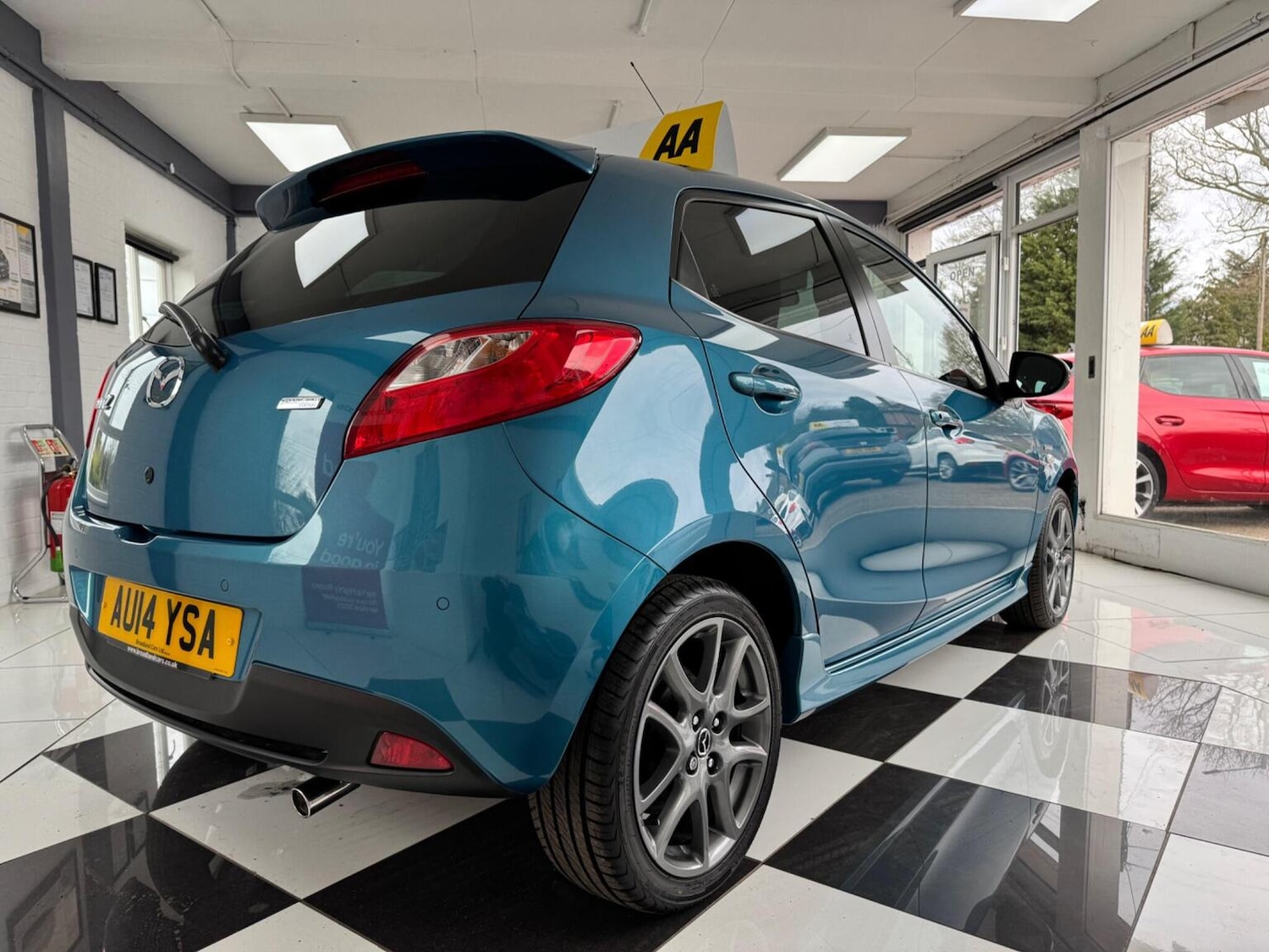 Used Mazda Mazda2 2014 for sale - 77906499: Photo 10