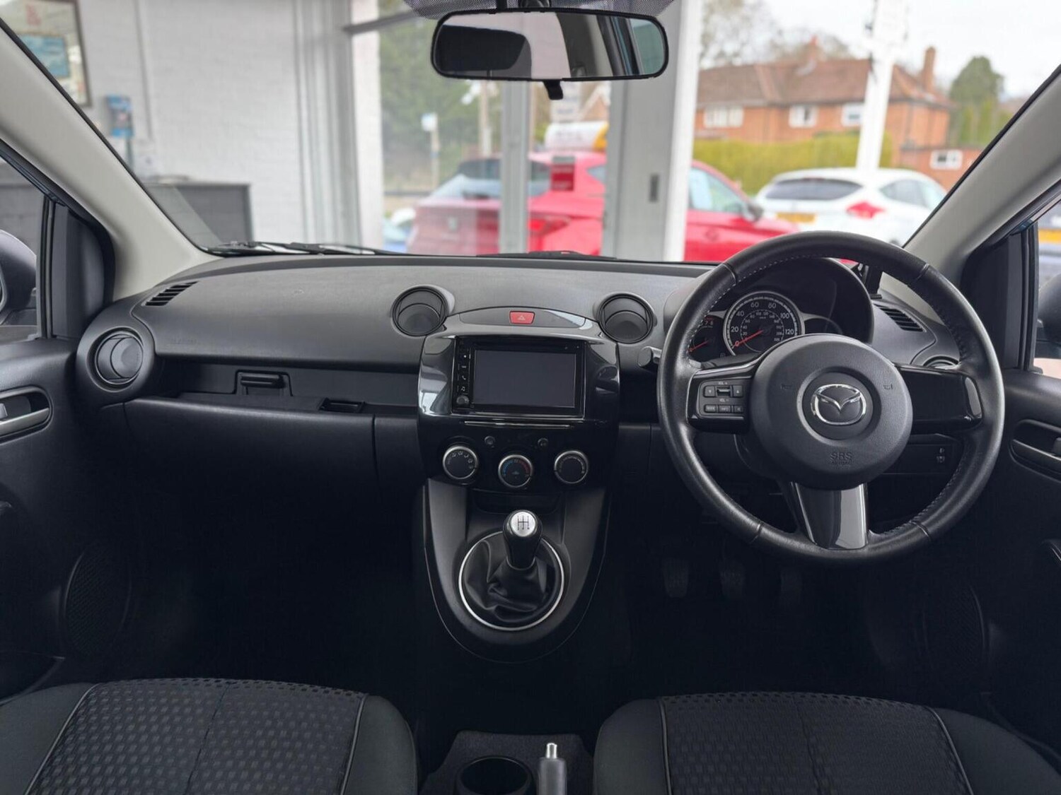 Used Mazda Mazda2 2014 for sale - 77906499: Photo 11