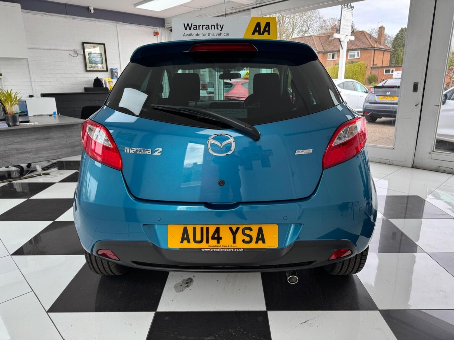 Used Mazda Mazda2 2014 for sale - 77906499: Photo 8