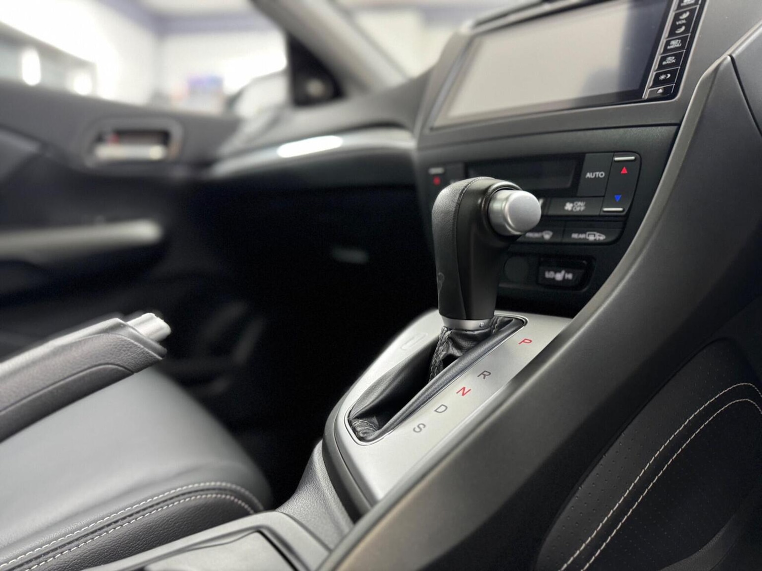 Used Honda Civic 2017 for sale - 77595409: Photo 12