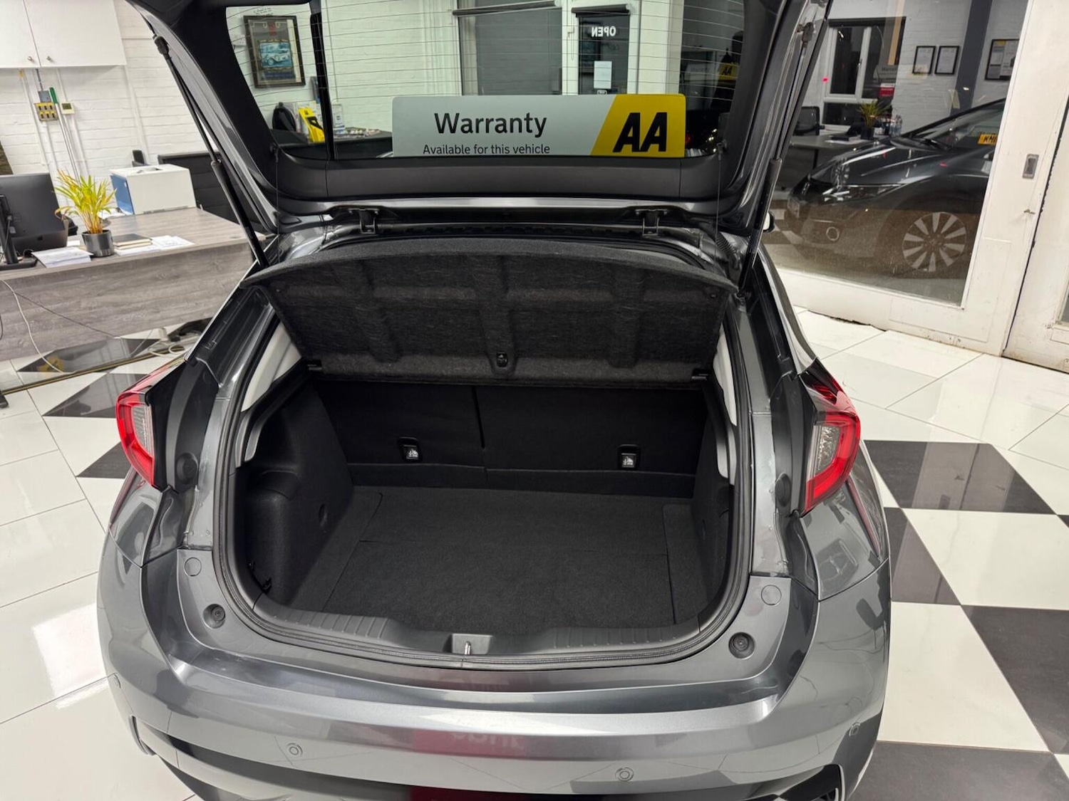 Used Honda Civic 2017 for sale - 77595409: Photo 43