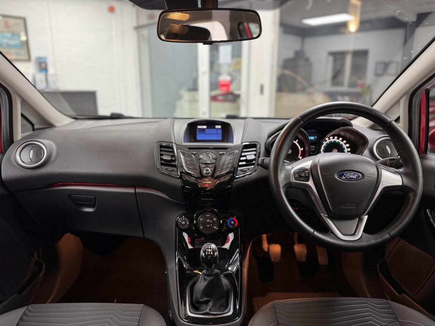 Used Ford Fiesta 2015 for sale - 77240309: Photo 10