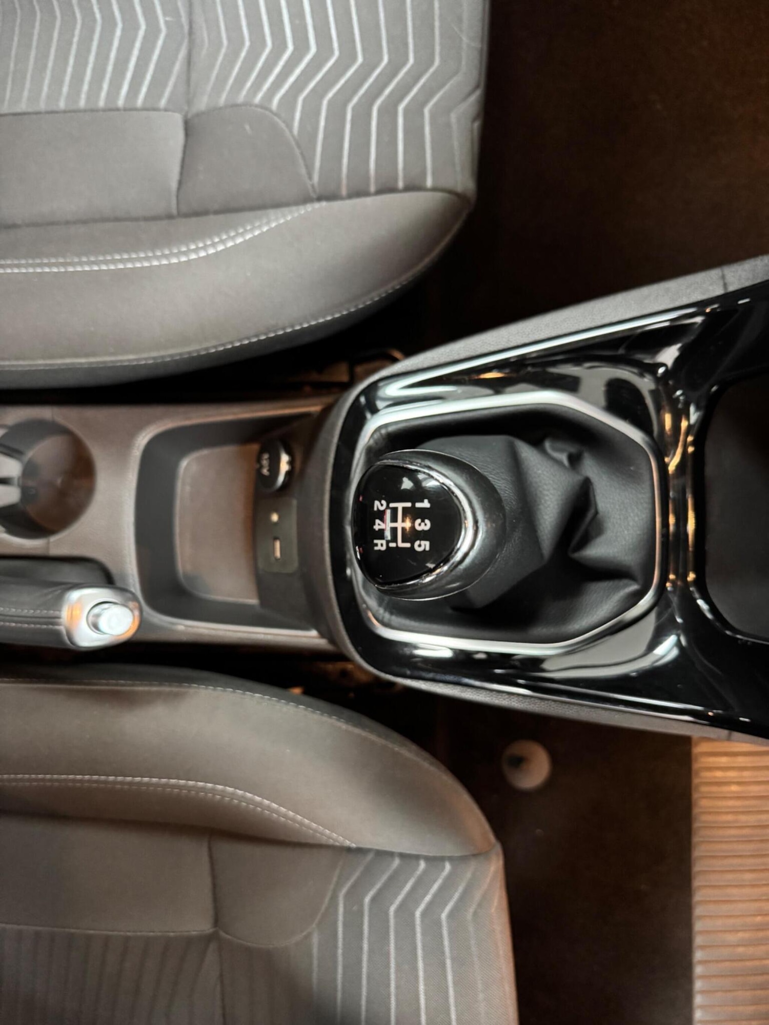 Used Ford Fiesta 2015 for sale - 77240309: Photo 11