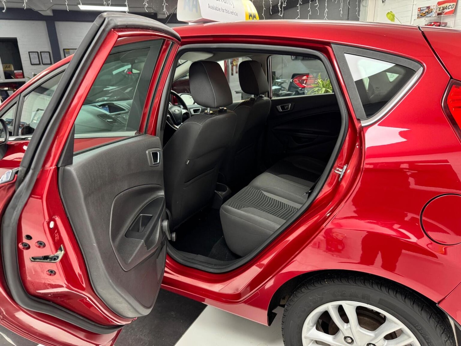 Used Ford Fiesta 2015 for sale - 77240309: Photo 17