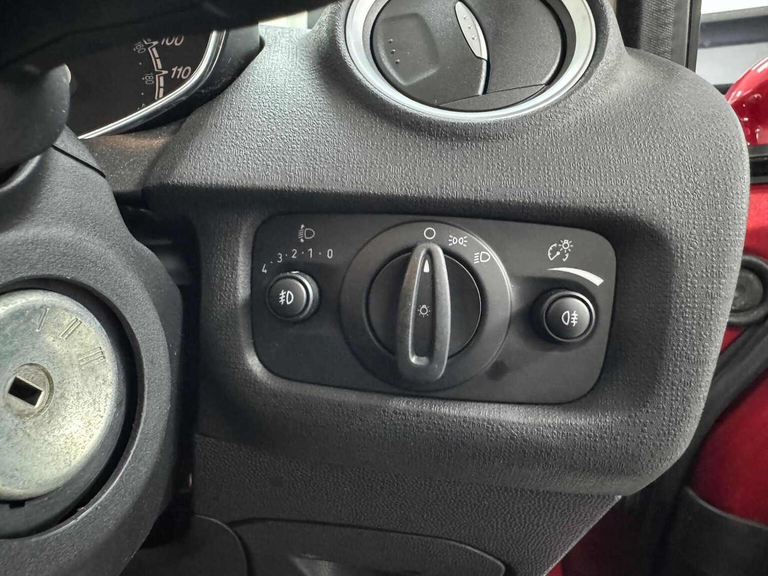 Used Ford Fiesta 2015 for sale - 77240309: Photo 22